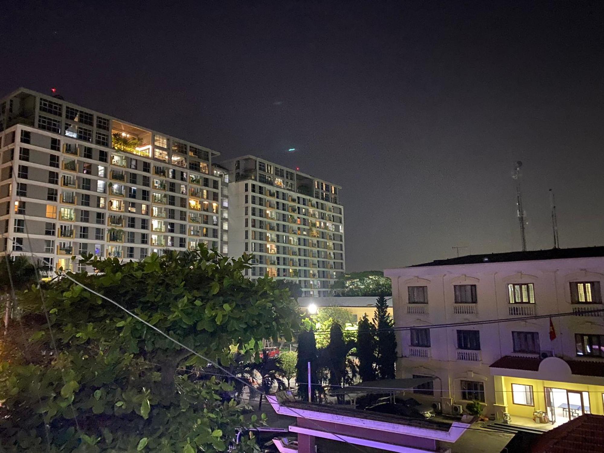 Start House Cohousing Walk 5 Minutes To The Airport Lägenhet Ho Chi Minh-staden Exteriör bild